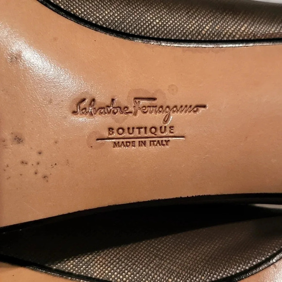 Salvatore Ferragamo Boutique Vntg Heels Pumps Wmns Sz 9.5 4A AAAA Extra Narrow - Picture 14 of 16